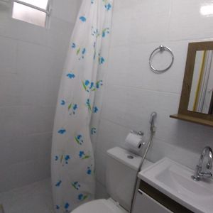 Habitación para Hombres Compartida